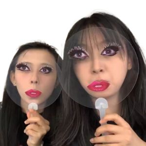 SDFSF ขนตายาว พัดมือโปร่งใส พิมพ์พีวีซี พูดเกินจริง พัดลมพิมพ์ลาย สร้างสรรค์และสร้างสรรค์ ตลกๆ พัดริมฝีปากแดง พร็อพถ่ายรูป