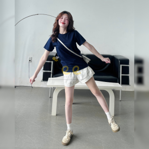 Áo thun nữ BEE cổ tròn màu be vải coton phông basic tay ngắn công sở