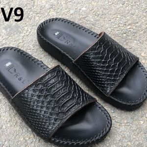 Dép nam quai ngang da bò in mẫu vân trăng cao cấp