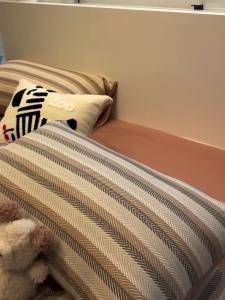 ins Nordic Minimalist Style Retro Coffee Striped Bedding Set Four-Piece Pure Cotton Duvet Cover Bed Sheet Fitted Sheet Student Dormitory Three-Piece Set LZD