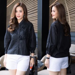 Cutie Minute อก ฟรีไซส์ 42" เสื้อCotton💯% เกรดพรีเมี่ยม งานปักดอกไม้3มิติ โดดเด่นทั่วตัวเลยค่ะ ดีเทลแน่นๆ​ เสื้อทรงคลาสสิค ใส่สวย ดูดี