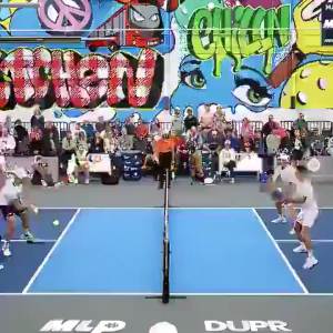 [SG stock Fast Shipping]Pickleball Net Portable Pickleball Set with Net 4 Pickleball Paddles 8 Pickleballs 1 Carry Bag EINI Q31L 9ZAQ