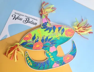 Malaysian Traditional Craft | Batik Design Wau Painting Kit with paint & brush