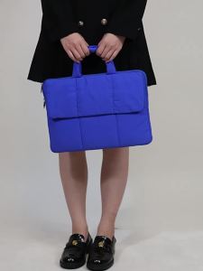 กระเป๋าแล็ปท็อปเรียบง่าย น้ำหนักเบา 13.3/14 นิ้ว กระเป๋าถือแฟชั่นผู้หญิง 15.6/16 กันน้ำ กันกระแทก