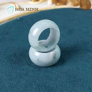 Nhẫn Cẩm Thạch trắng ngả xanh ngò độ dày 13 li size đường kính 19mm phong cách sang trọng cổ điển | Hoa Minh Gem