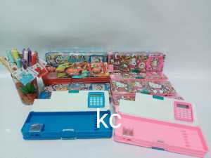 Tempat Pensil Magnet Karakter + Kalkulator / Kotak Pensil CC-7806
