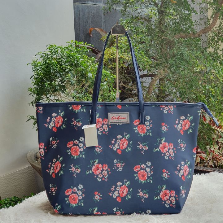 C.A.T.H K.I.D.S.T.O.N Original Paradise Bunch Zip Tote Bag Navy