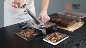 Kitchen Frozen Meat Slicer Machine Meat Slicer Machine Cut Ribs Chicken Duck Goose Frozen Meat Medicine Pastry Meat Slicer Machine Kitchen Frozen Meat Slicer Machine