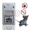 Riddex Plus Alat Pembasmi Pengusir Tikus Nyamuk Kecoa Serangga Hama Pengganggu Ultrasonic Quad Pest Repelling Aid - Merah. 
