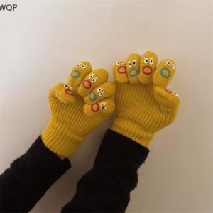 [WQP Fashion Store] Hot Sale Jewerry 1 Pair Womens Funny Facial Expression Knitted Gloves Full Finger Gloves Soft Crochet Mittens Cartoon Expression Driving Glove