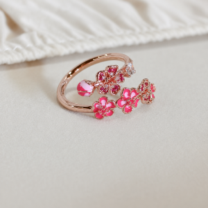 DOOUR Gemstone Embellished Women Peach Blossom Ring Crystal Accents Rose Gold Plated Ring Box Romantic Lightweight Jewelry Box Engagement Wedding