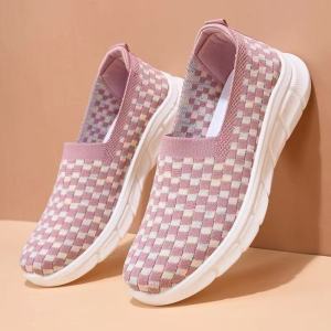 WomenS Mesh Shoes 2026 Spring/Summer New Slip-On Shallow Mouth Mom Shoes Thick-Soled Casual Walking Dance Shoes