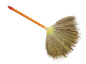 ไม้กวาดดอกหญ้า ไม้กวาด  ราคาถูก อย่างดี กวาดได้นาน ไม้กวาดดอกหญ้าหลุดยาก ไม้กวาดอ่อน สินค้า Otop (ด้ามไม้)