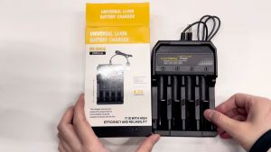 4 Slot 18650 4.2v Li-ion Battery Charger Universal Charging Battery