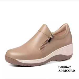 Sepatu Sneakers Wedges Korean Kekinian Bahan PU Super Lembut DG8062