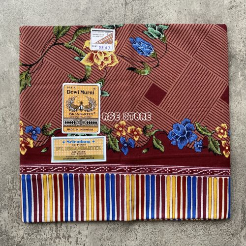 Cara Menggunakan Kain Gendongan Bayi dengan Posisi Ergonomis untuk Kesehatan Tulang Belakang