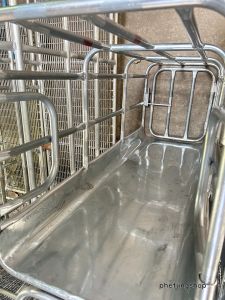 กรงจับหมู กรงนอน กรงย้าย สำหรับสุกร กรงหมู 1 คำสั่งซื้อ ต่อ 1 ชิ้น