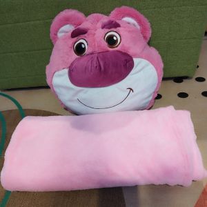 Gối gấu dâu Lotso tặng kèm mền Gấu bông kèm chăn dễ thương hàng cao cấp mẫu hot 2022 Trùm Sỉ Gia Thành