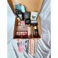 Beauty Make Up Set 20in1 Paket Seserahan Lamaran Alat Kosmetik Makeup Lengkap Komplit Murah Original Import Kado Perlengkapan Wanita Terlaris. 