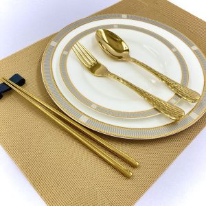 ชุดช้อนส้อมสแตนเลสสีทอง ลัคชูรี่ หรูหรา สีไม่หลุดลอก รับประกันคุณภาพ แบรนด์TwinFishรหัส16สีทอง