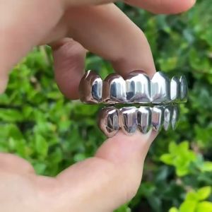 Gold Teeth Hip Hop Shiny Gold Grill Classic Fashion 6/6 Teeth Grillz Hip Hop 14K Gold Plated Tooth Caps Decor Braces Dental Grills for Women Men Jewelry