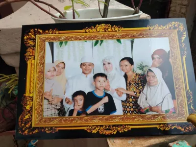 CETAK FOTO PLUS BINGKAI PAPAN MDF UKURAN 8R 20X25 MOTIF FIGURA PROSES 1 HARI BISA COD