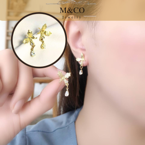 M & Co Jewelry - Anting Kupu-Kupu Permata Tusuk Gold Korea Wanita Kekinian Alloy Fashion