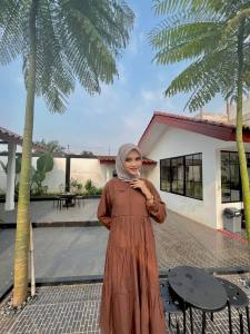 MIDI DRESS LINEN IMPORT / MIDI DRESS WANITA KEKINIAN / DRESS LINEN POLOS TERBARU 2024 / DRESS WANITA REMAJA KOREAN STYLE KEKINIAN REMAJA / MIDI POLOS KERAH / BAJU MIDI DRESS WANITA MODEL TERBARU 2022