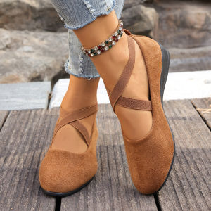Free Shipping Spring New Collection: Pointed-Toe WomenS Shoes Available In Larger Sizes With A Shallow Opening Wedge Heel And A Sporty Casual Style