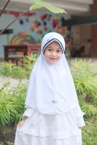 Kerudung Sekolah Anak Perempuan AYUKA LIST SD SMP SMA Kids ORI Desmonda Hijab ABS