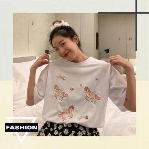 QKKshop เสื้อยืดคอกลมลายยูคอร์น น่ารักไม่เหมือนใครน่ารักจริงๆ โดดเด่นไม่มีใครเหมือน