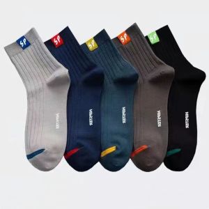 5 Pairs Versatile Mid tube sports socks for men and women quick drying sweat and anti odor socks