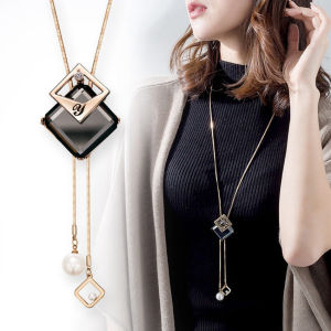 Kalung Sweater Rantai Panjang Liontin Geometri Dua Layer Kristal Hitam Imitasi