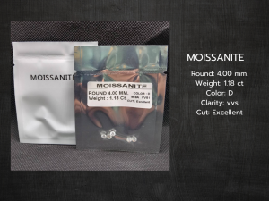 เพชร Moissanite รูปทรงกลม ไซส์ 3.25mm.-4.75mm. Cut: Heart&Arrow Clarity: vvs1 Color: D น้ำ: 100 เพชรน้ำงาม คัดเกรดคุณภาพสูง เพชรขาวสะอาด