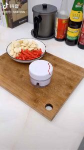 Máy xay mini đa năng kéo tay xay tỏi ớt hành xay rau củ quả