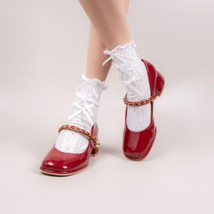 MellowCo รองเท้าแมรี่เจน Mary Jane สูง 2 นิ้ว สายคาดติดโซ่ทอง รุ่น Call Me Daycie 4-4373