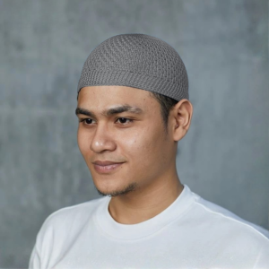 Basic Songkok ( Alya Apparels / Elastic Knitted Polyester / Prayer Cap / Kopiah Hitam Peci / Umrah )