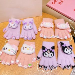 THANKSKY ถุงมือกันหนาวเด็ก ศิลปะบนเล็บ ถุงมือการ์ตูน Melody Cinnamoroll คิตตี้สำหรับเด็ก ถุงมืออุ่นเด็ก คาวาอิ หนาขึ้น ถุงมือตุ๊กตาคุโรมิ กิจกรรมกลางแจ้งกลางแจ้ง