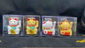 ตุ๊กตาแมวกวักญี่ปุ่นนำโชค ไม่ต้องใส่ถ่าน ผู้ชาย แสง ไม่ต้องใส่ถ่าน