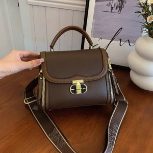 FH 1327 Tas Selempang Wanita ( Free Paperbag ) - Tas Fashion Trendy - Tas Import Wanita - Tas Import Kualitas Premium - Tas Selempang Bahu - Tas Fashion Terbaru