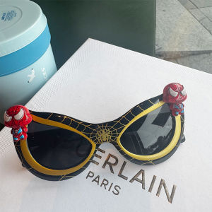 Zuoguan Cool Spider-Man kính râm trẻ em cho bảo vệ khỏi ánh mặt trời và vẻ ngoài phong cách