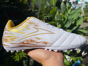 Giày bóng đá mira plus giày đá banh mira promax đế đinh tf lưỡi gà rời đã khâu toàn bộ đế màu trắng