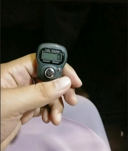 Tasbih Digital  Tasbeh Dijital Bermanfaat untuk Dzikir malam Setelah Sholat Malam