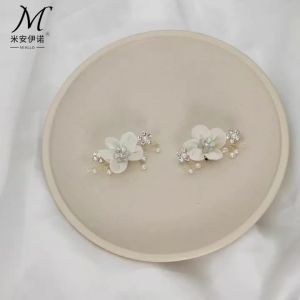 [Free Shipping] Elegant and Versatile Shoe Decorations Detachable DIY Shoe Buckles Fabric Flowers Handmade Accessories Wedding Dress Decorations Shoe Flowers
