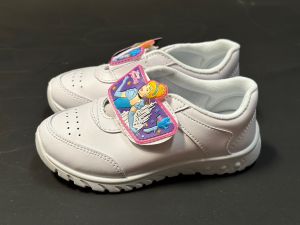 รองเท้านักเรียนอนุบาลหญิง ดำและขาวDisney ลิขสิทธ์แท้ มีไฟ! มีเก็บปลายทาง