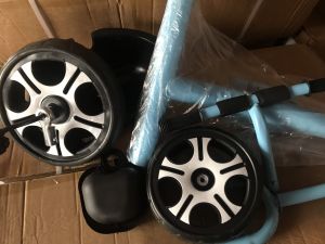 [Freeship] Xe đẩy 3 bánh có cán đẩy mái che khung thép chắc chắn cho bé bh 6 tháng