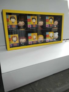 FRIENDS 2LAYER DISPLAY CASE WITH ACRYLIC COVER- TOY NOT INCLUDED!!! BLACK& YELLOW