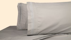 Max Dwell KING Bed Sheet Set 4 in 1 Super Soft Hotel Quality Deep Pockets Hypoallergenic Plain Color Single Twin Full Queen High Quality Maxdwell bedsheet