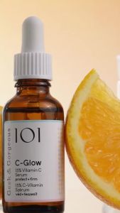 Tinh Chất Làm Sáng Căng Bóng Da Geek & Gorgeous C-Glow 15% Vitamin C Serum 30ml - - Kết cấu lỏng nhẹ như nước thẩm thấu nhanh trên da - Bảng thành phần thuần chay không thí nghiệm trên động vật - Không chứa Gluten hương liệu và tinh dầu - An toàn c