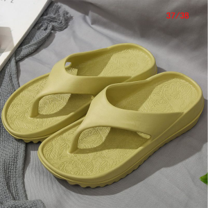 1 Pair Men Women Lightweight Outdoor Anti Slip Summer Sandals Slippers Thick Bottomed Soft Breathable Comfortable Beach Sports Flip Flops